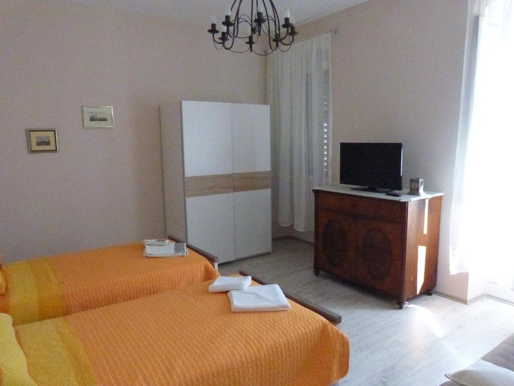 Pavelin Apartments Split Exterior foto