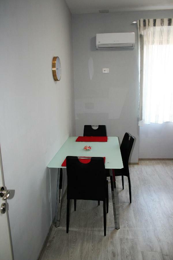 Pavelin Apartments Split Exterior foto